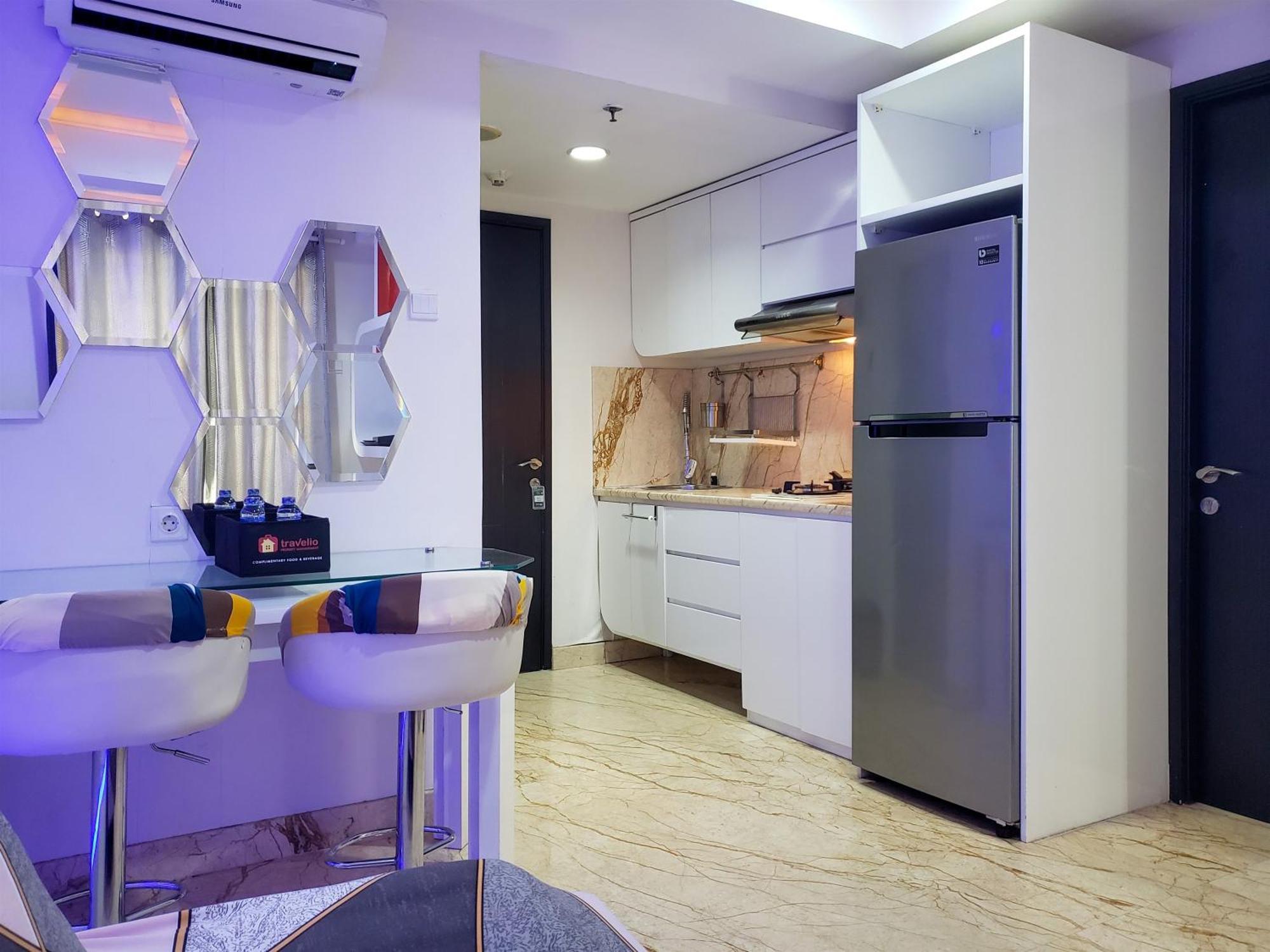 And Comfort 2br At Belmont Puri By Travelio * Jakarta
